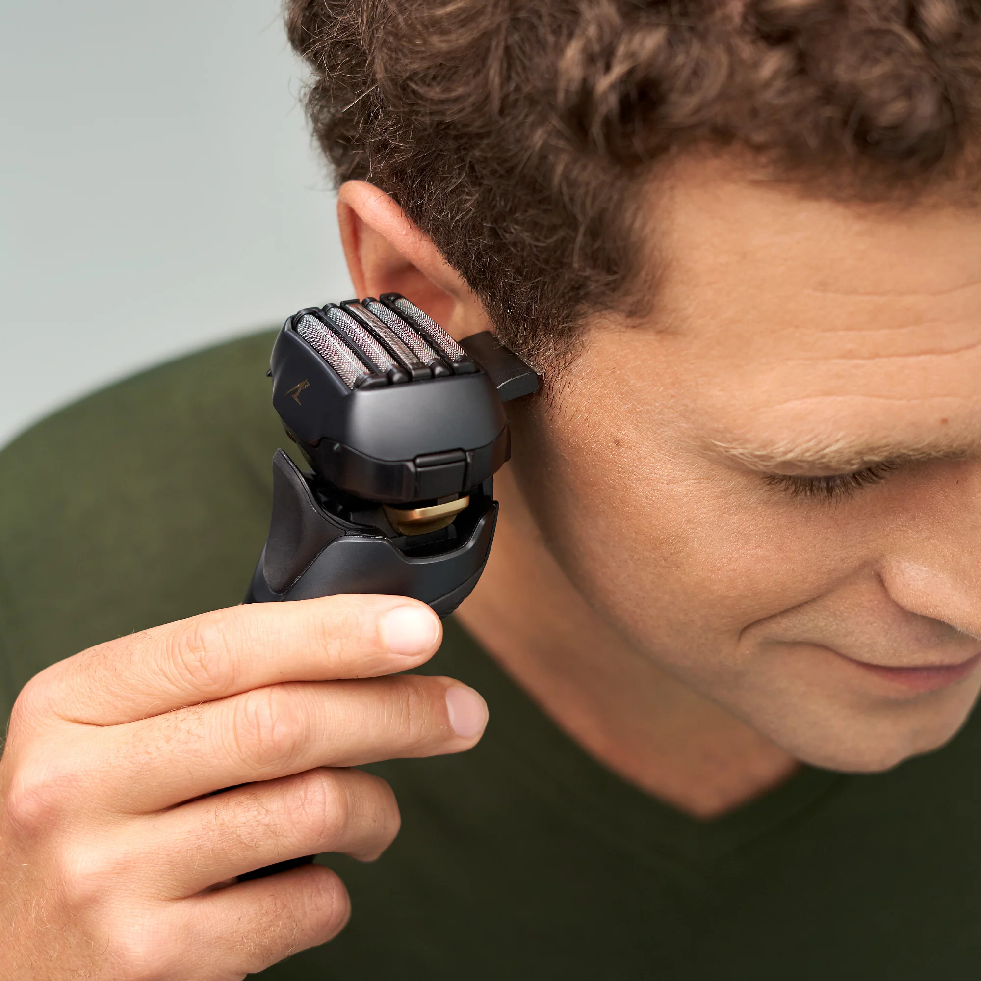 ARC5 Advanced 5-Blade Men's Electric Shaver - Image 3