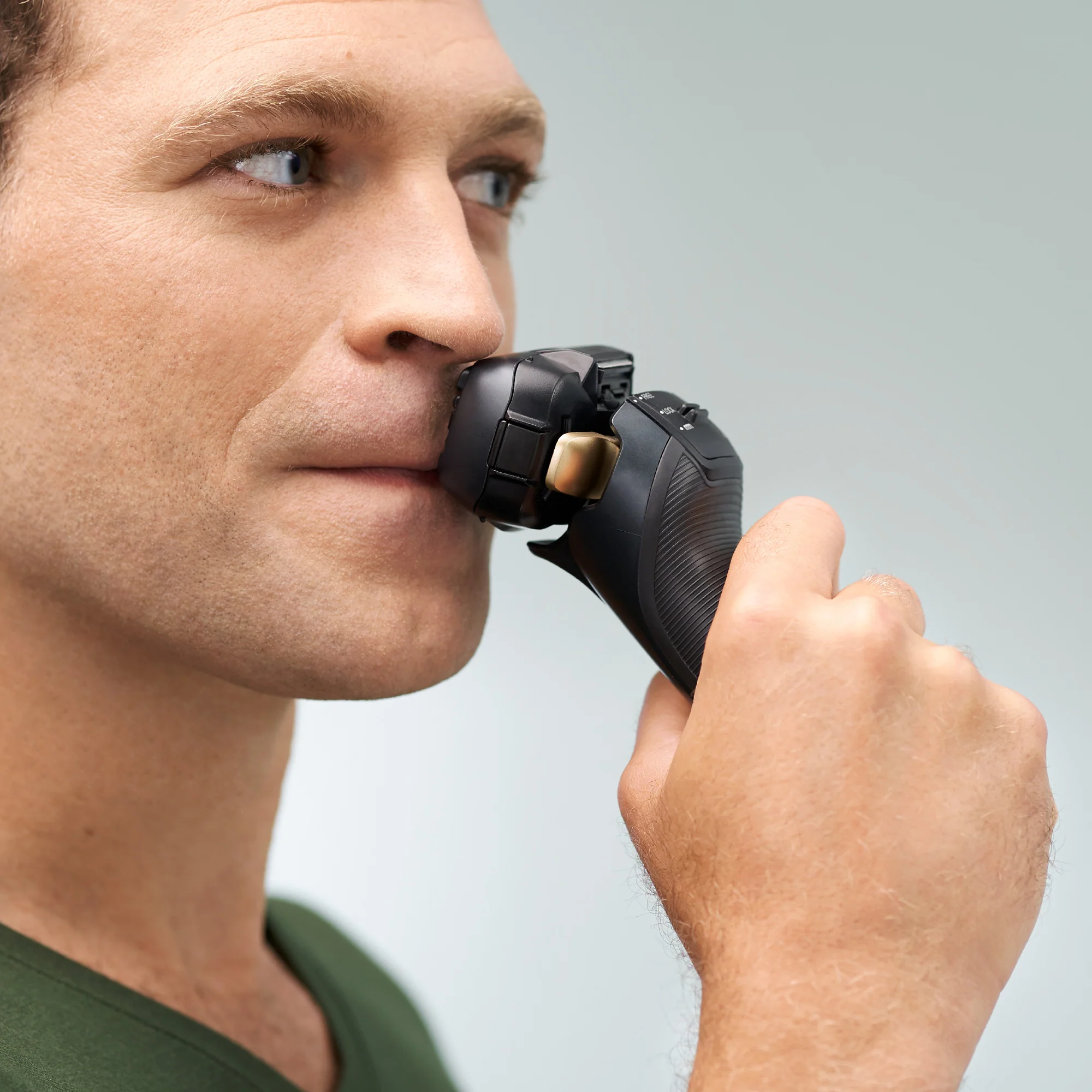 ARC5 Advanced 5-Blade Men's Electric Shaver - Image 5