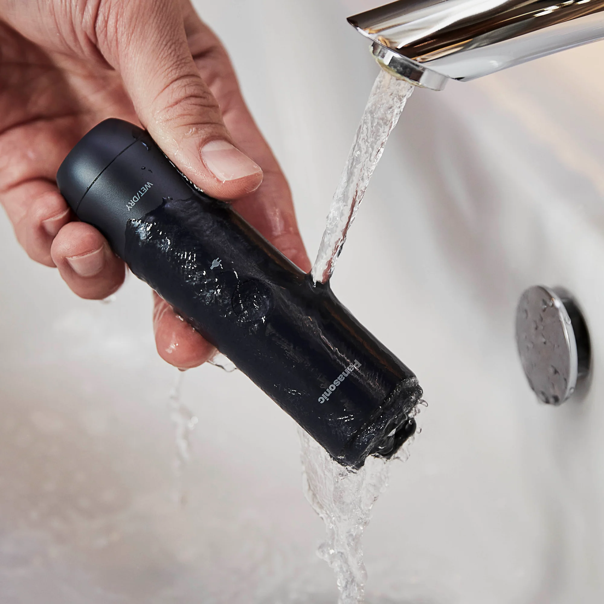 MultiShape Ultimate All-in-One Travel Grooming Kit + Toiletry Bag - Image 5